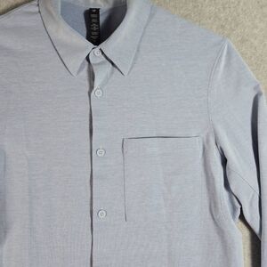Lululemon Shirt Button Down Men’s Small Commission Long Sleeve Blue Zip Pockets